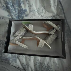 Elegant Silver Women's Sandals